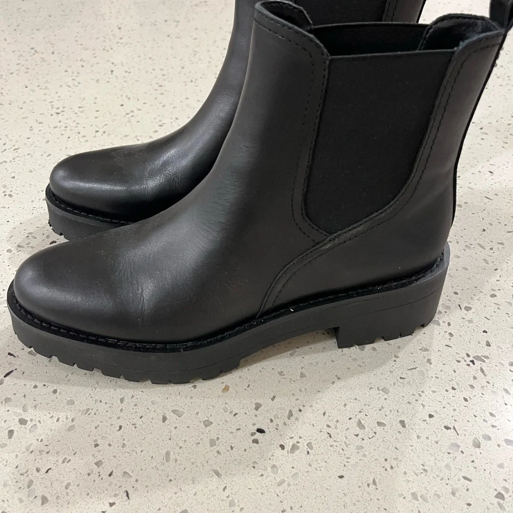 Sam Edelman NWOT Josha Black Leather Chelsea Booties 7.5 M - Picture 4 of 11